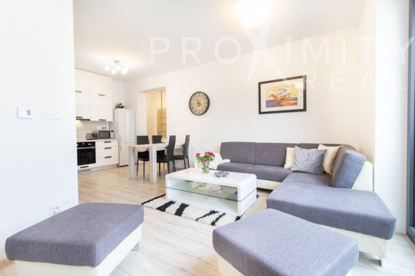 PRENÁJOM - 2 izbový byt v Mestskom parku - Staré mesto, balkón, parkovacie miesto