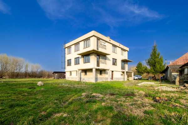 Rodinný dom v Ruskove s veľkým potenciálom