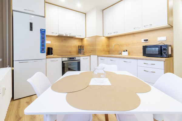 Na prenájom: zariadený 2-izbový byt, 65 m², Ludmanská – ihneď voľný