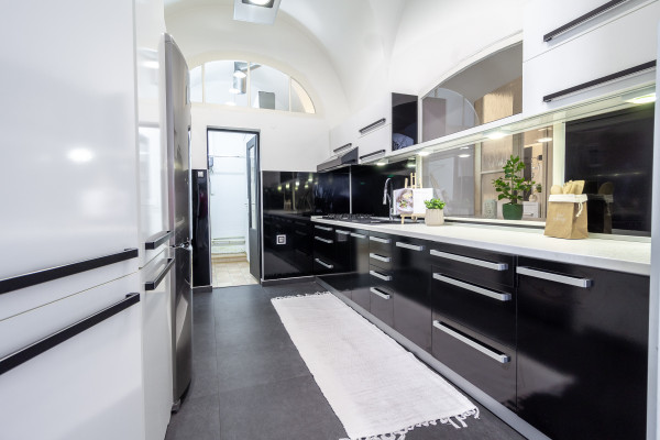 Elegantný historický byt s jedinečnou atmosférou a veľkorysou rozlohou 130 m²  v CENTRE MESTA KOŠICE