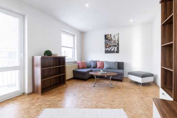 Priestranný 4-izbový byt s dvomi loggiami – Košice-Západ, Trieda SNP