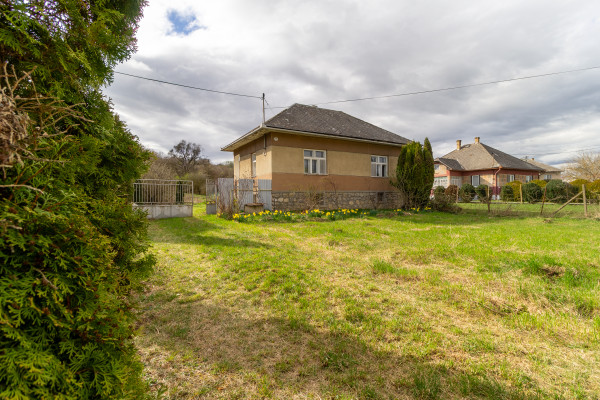 Nádherný gazdovský dom v obci Rešica