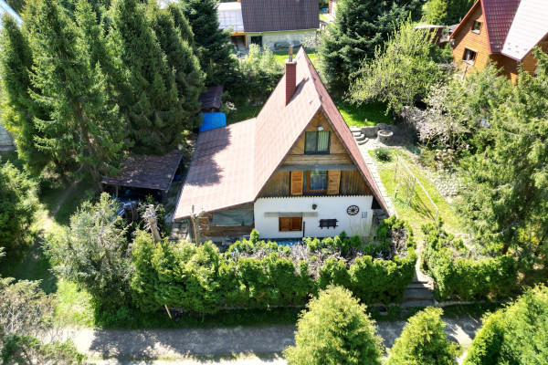 Celoročne obývateľná chata na predaj len 50m od vodnej nádrže Ružín