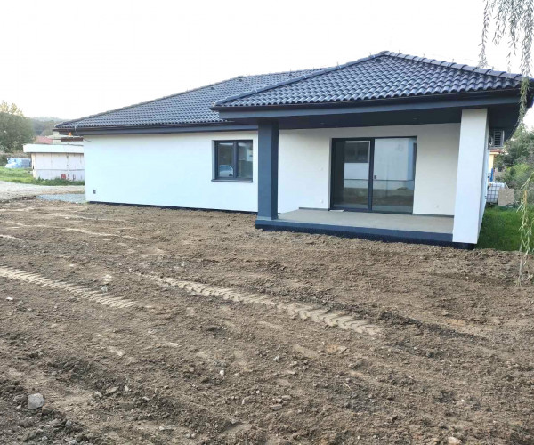 4 -izbový bungalov-NOVOSTAVBA, dokončený, ihneď voľný - BENIAKOVCE