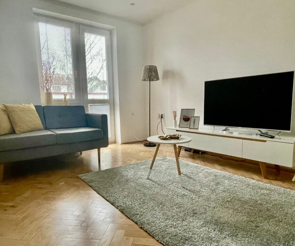 Prenájom krásneho 1-izbového bytu s balkónom na sídlisku Kuzmányho, Tatranská ul.