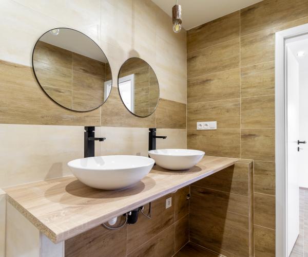 3 izbový slnečný byt na Terase, s kompletne novou rekonštrukciou a veľkým balkónom pri OC Galérii