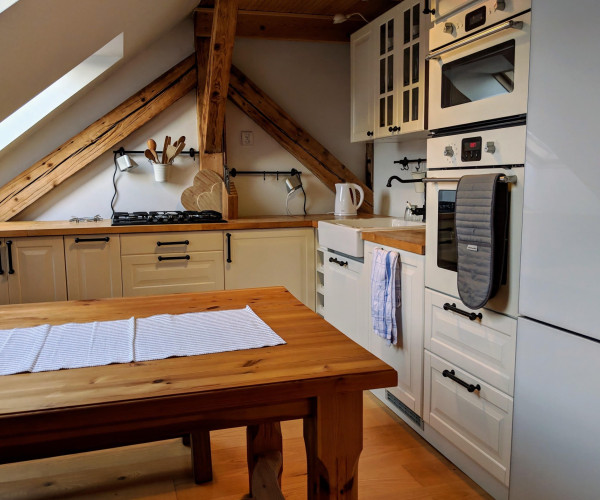 Na predaj: Krásny, veľký 95 m2 slnečný byt  - Letná, Košice.