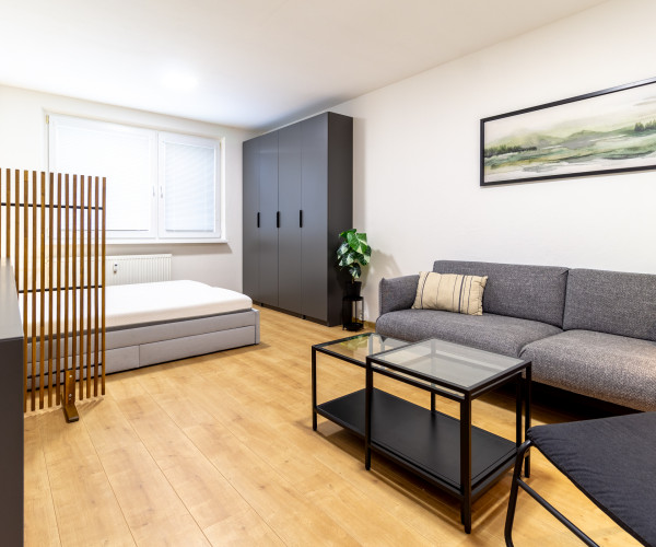 REZERVOVANÉ! Zariadený, zrekonštruovaný 1-izb. byt, Hutnícka, 37m2