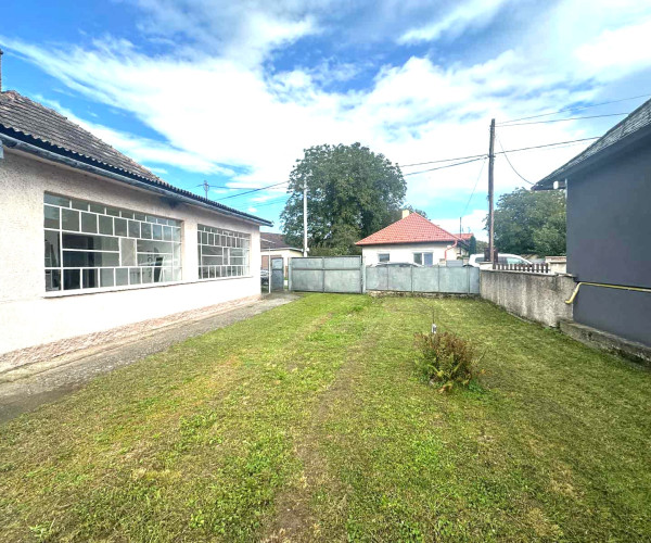 Predaj: Rodinný dom s priestranným pozemkom – Gomboš