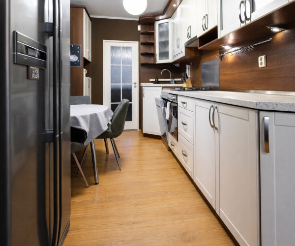 Pražský 3 izbový byt s loggiou na Jakobyho ul., Staré Mesto