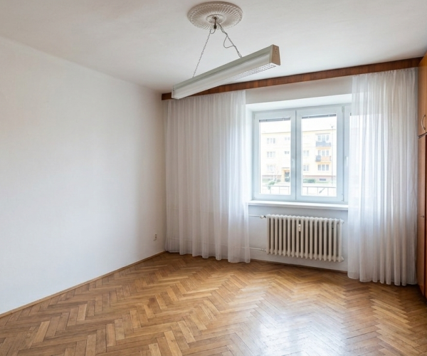 NADČASOVÝ SKVOST V SRDCI MALEJ PRAHY: 3-izbový tehlový byt - Zimná, Košice