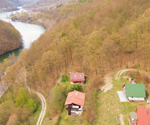Novostavba - chata Ružín – 100 m od vody