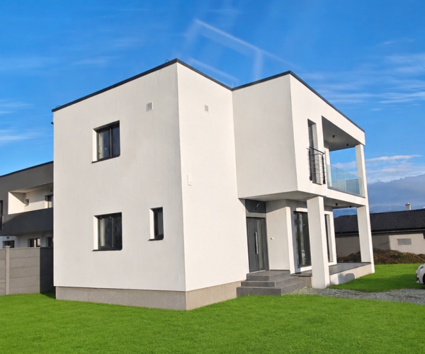 NOVOSTAVBA Moderný 4-izbový rodinný SMART HOME v obci Čaňa