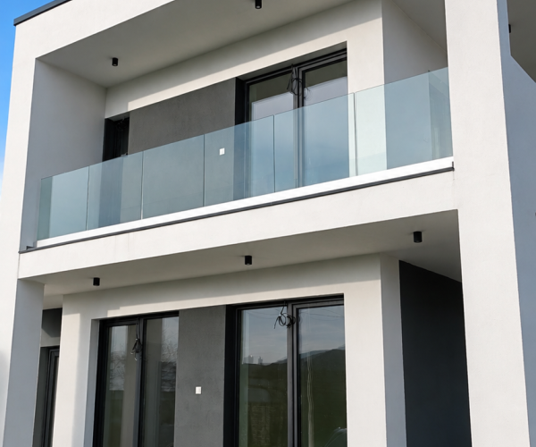 MODERNÝ DOM PRI JAZERE | SMART BÝVANIE V ČANI