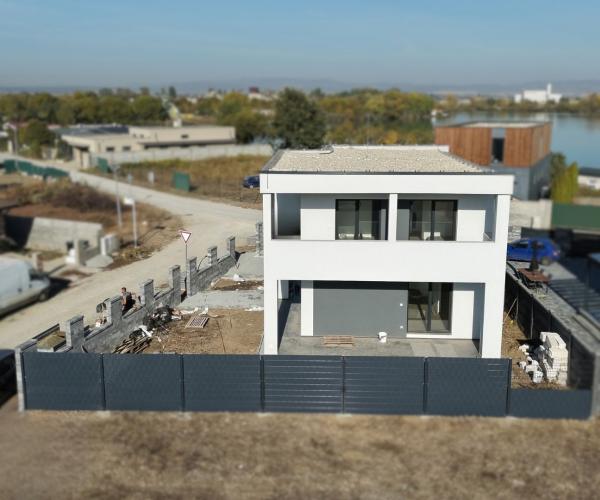 Moderný Rodinný SMARTHOME - ČAŇA