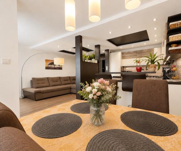 3 izbový byt s vaňou aj sprchovým kútom, 67m2, Nad Jazerom