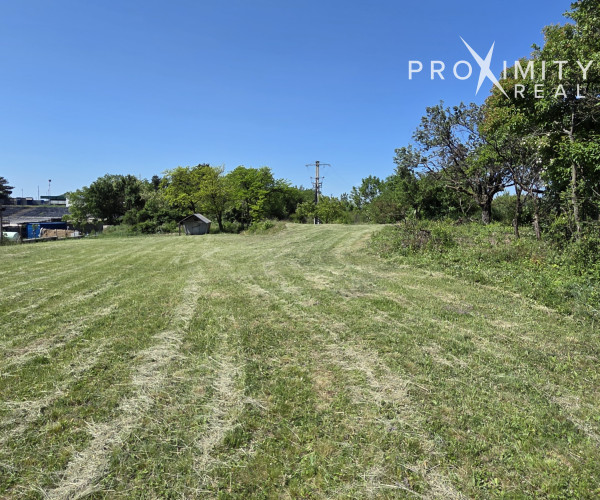 2 samostatné stavebné parcely (2x 1303,5 m²) na Zemplínskej šírave – stredisko Hôrka
