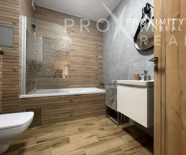 Rezidencia Mestsky park - 3izb. byt, kompletne zariadený, garážové státie