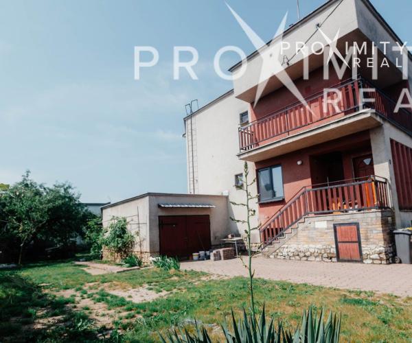 REZERVOVANÉ!NA PREDAJ 5 IZBOVÝ DVOJGENERAČNÝ RODINNÝ DOM ČEČEJOVCE