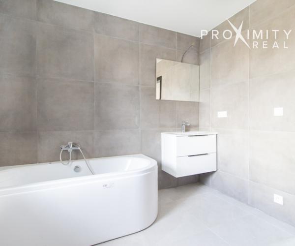 Novostavba - 2 izbový byt v centre mesta Moldavy