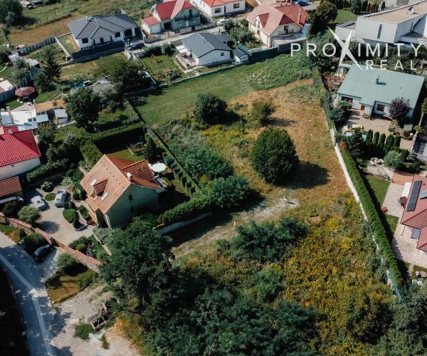 Slnečný pozemok na výstavbu RD, Košice- Krásna