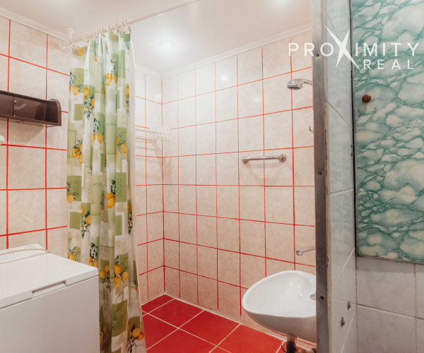 REZERVOVANÉ!2-izb byt s loggiou, ideálny na rekonštrukciu na sídl. Darg. hrdinov