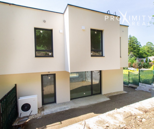 Moderná 5 izbová novostavba rodinného domu v meste - v ŠTANDARDE