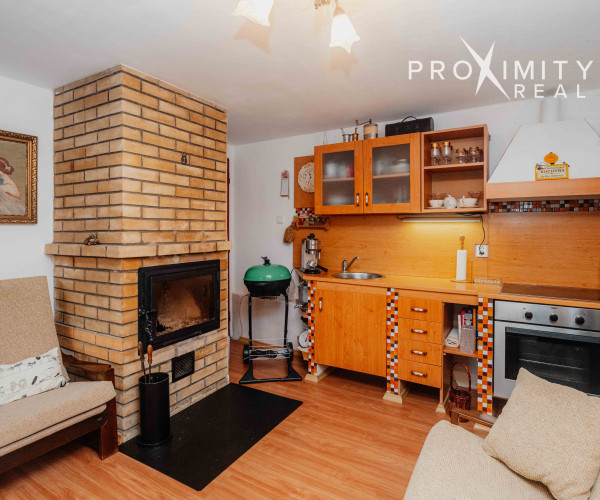 REZERVOVANÉ!Kompletne zariadená celoročne obývateľná chata-ihneď voľná, VYŠNÁ HUTKA, Košice