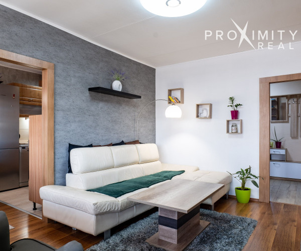 REZERVOVANÉ!Slnečný priestranný 4-izbový byt, IRKUTSKÁ, Košice-Nad jazerom