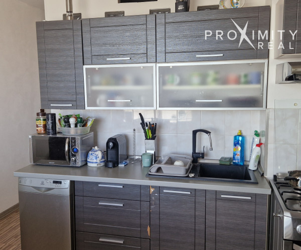 3 izb. zariadený byt, sídl. Nad Jazerom, 2x loggia