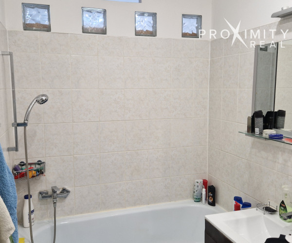 3 izb. zariadený byt, sídl. Nad Jazerom, 2x loggia