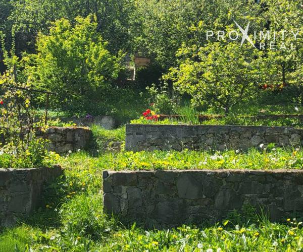 Záhradná chata s pozemkom na predaj - Kavečany