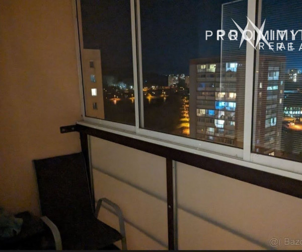 3 izb. zariadený byt, sídl. Nad Jazerom, 2x loggia