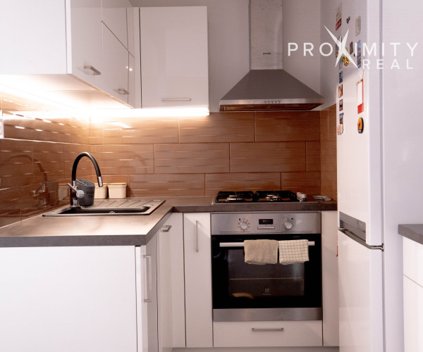 REZERVOVANÉ!1,5 - izbový byt blízko centra s lodžiou