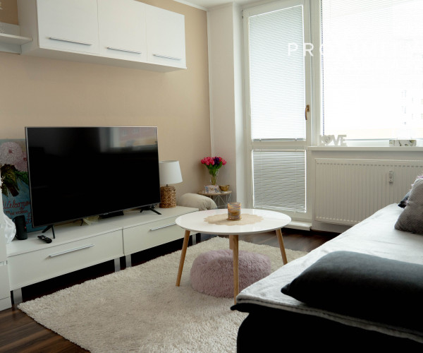 REZERVOVANÉ!1,5 - izbový byt blízko centra s lodžiou