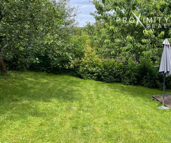 Nádherná, slnečná záhrada vhodná na výstavbu-Košice-Čermeľ.