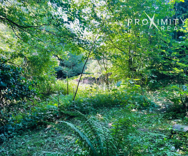 Nádherná, slnečná záhrada vhodná na výstavbu-Košice-Čermeľ.