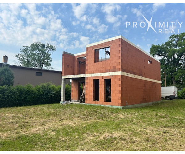 NOVOSTAVBA - v štádiu HOLODOM v obci Sokoľany