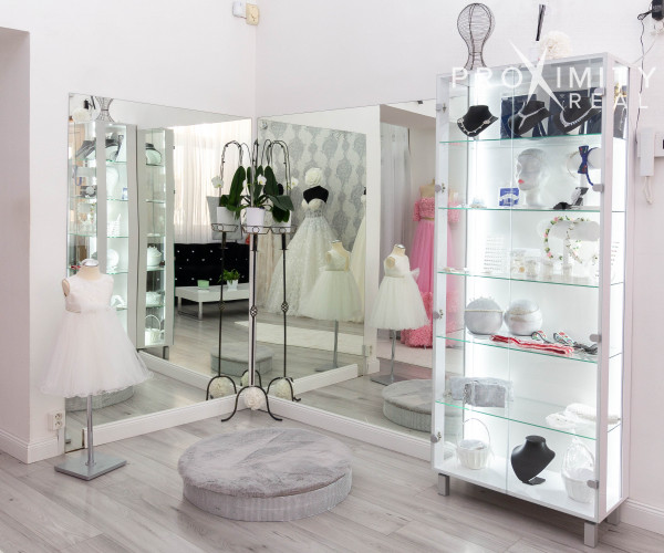 Odstúpenie zabehnutého a kompletne zariadeného SVADOBNÉHO SALÓNU