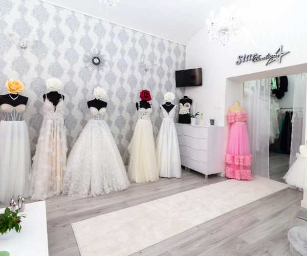 Odstúpenie zabehnutého a kompletne zariadeného SVADOBNÉHO SALÓNU