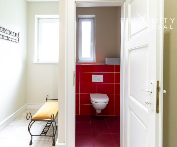 PRENÁJOM 3 - IZBOVÉHO BYTU V CENTRE, GARÁŽOVE STATIE,UL. ŠTEFÁNIKOVA, KOŠICE