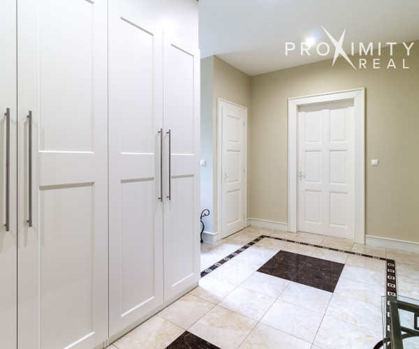 PRENÁJOM 3 - IZBOVÉHO BYTU V CENTRE, GARÁŽOVE STATIE,UL. ŠTEFÁNIKOVA, KOŠICE