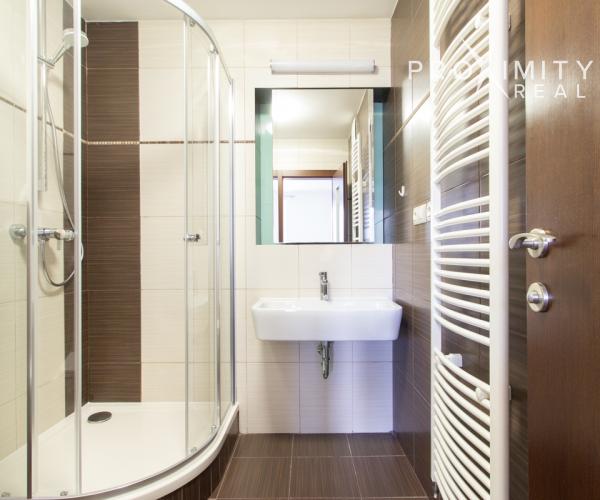 4izb. zariadený byt - 144m2 v centre s 2x parkovacie miesto-IHNEĎ VOĽNÝ