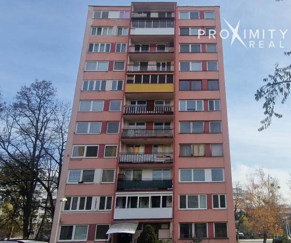 ZNÍŽENÁ CENA!!!!!!!! 3-izbový slnečný byt na Terase s novou rekonštrukciou a veľkým balkónom