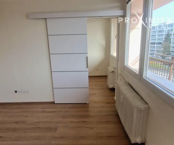 ZNÍŽENÁ CENA!!!!!!!! 3-izbový slnečný byt na Terase s novou rekonštrukciou a veľkým balkónom