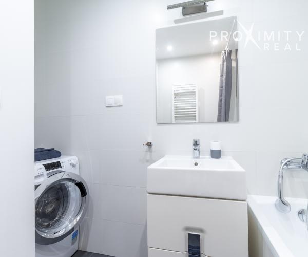 Park Anička, ihneď voľný 2-izb. byt, zariadený s garážovým státím