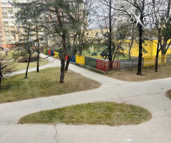 Krásny, slnečný 3-izbový byt na prenájom v centre mesta – Ludmanská ulica