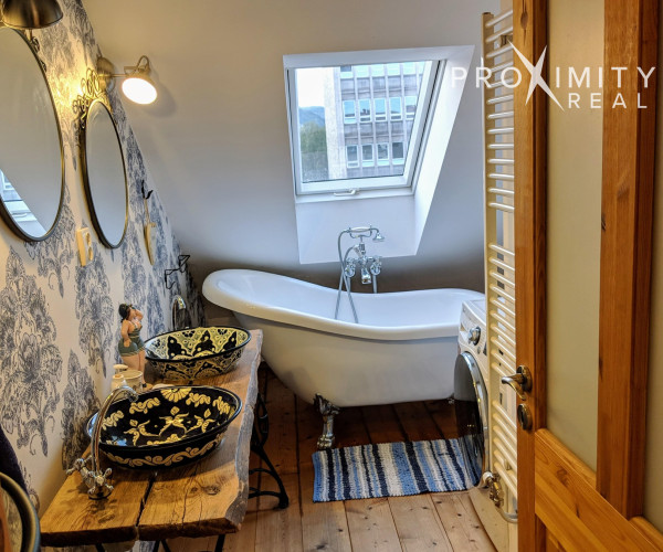 Na predaj: Krásny, veľký 95 m2 slnečný byt  - Letná, Košice.