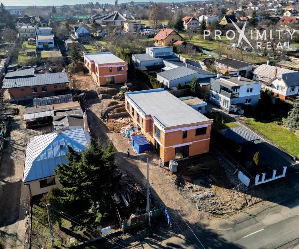VILADOMY PEREŠ 3 izb. byt s vlastnou záhradou, 2x parkovacie miesto