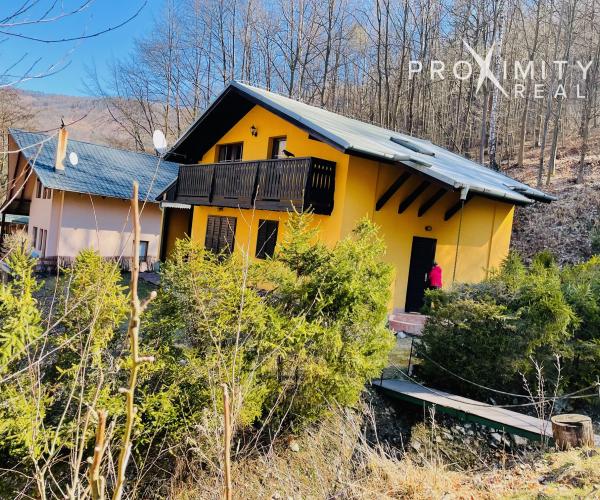 NA PREDAJ: Luxusná celoročná chata pri Ružíne s nádherným výhľadom